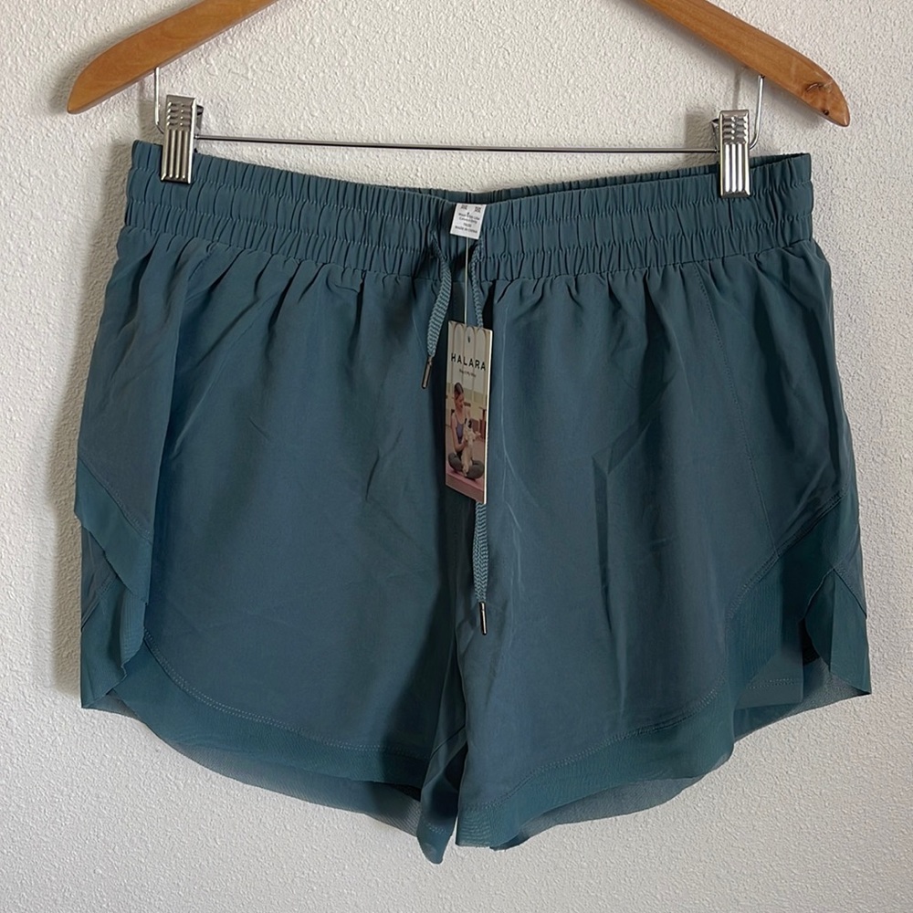 Halara active lined shorts NWT!